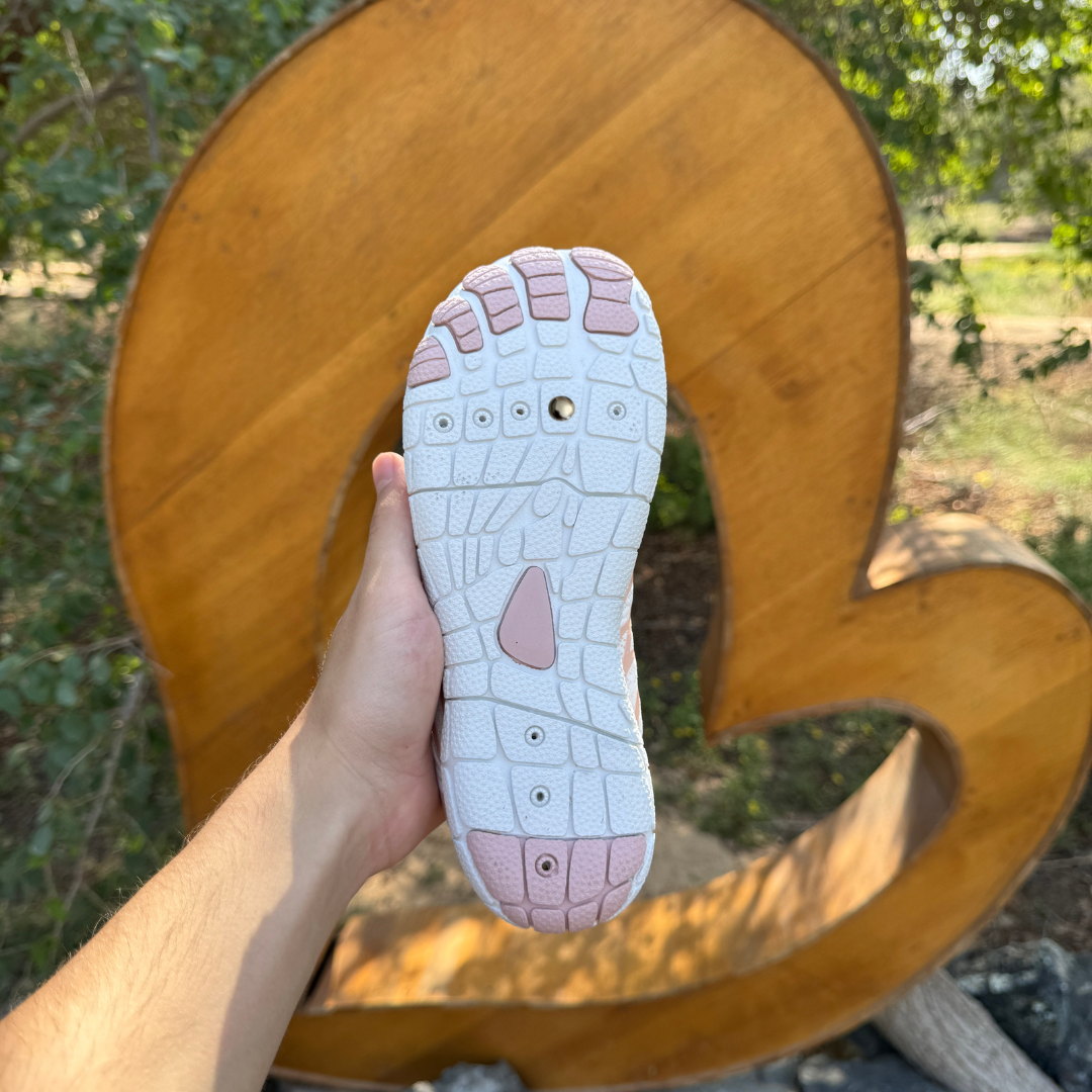 Aventera – The Healthy And Comfortable Universal Barefoot Shoe