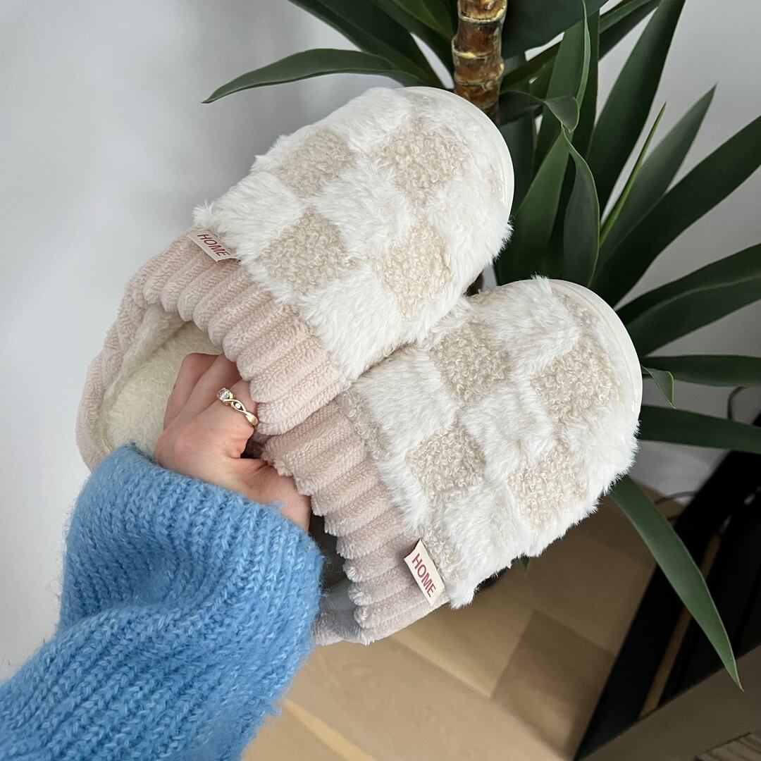 Nordic Fluffy Slippers – Buy 1 Get 1 Free